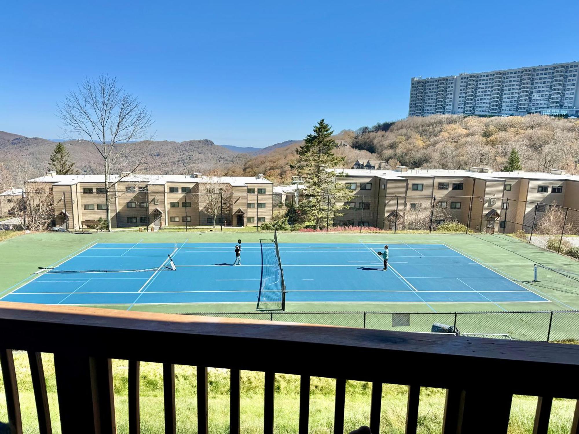 שוגר מאונטיין The Sugar Suite - Renovated With A View! Ac! Pool, Hot Tub, Sauna, Gym, Ev מראה חיצוני תמונה