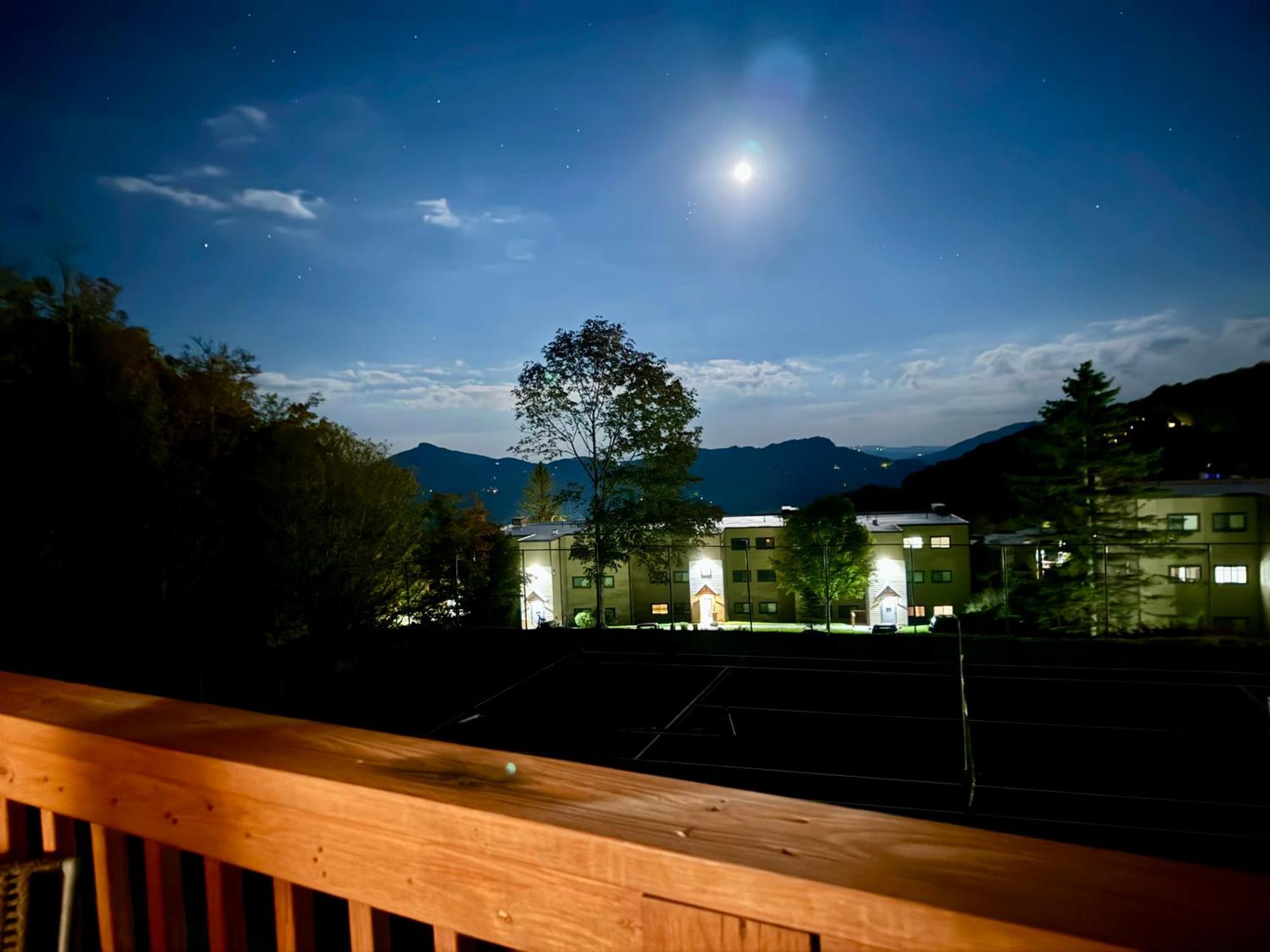שוגר מאונטיין The Sugar Suite - Renovated With A View! Ac! Pool, Hot Tub, Sauna, Gym, Ev מראה חיצוני תמונה